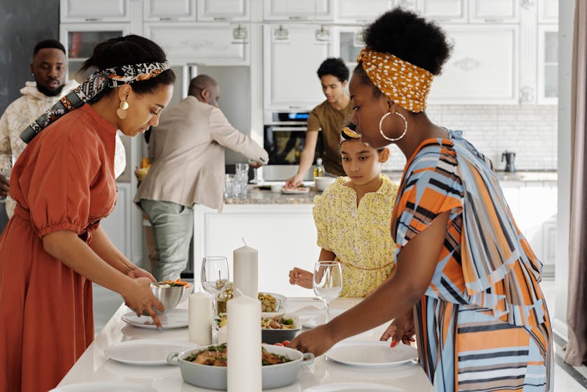How to Involve Family in Meal Prep and Cooking